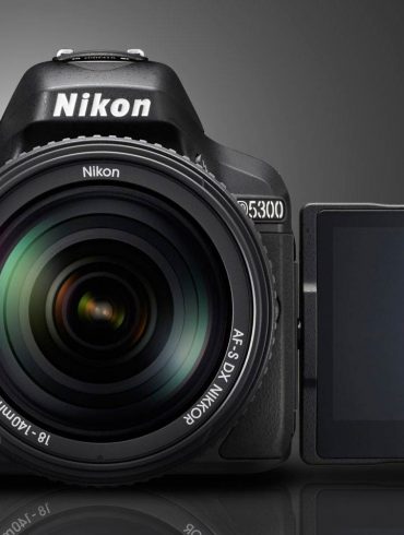 Nikon D5300 Front View