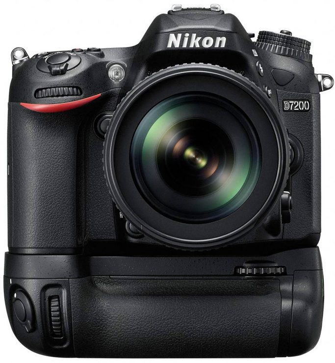 Nikon D7200 with grip