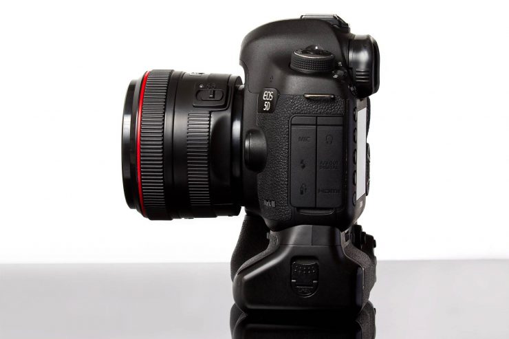 The Fujin Mark II attached to a Canon 5D Mark III.