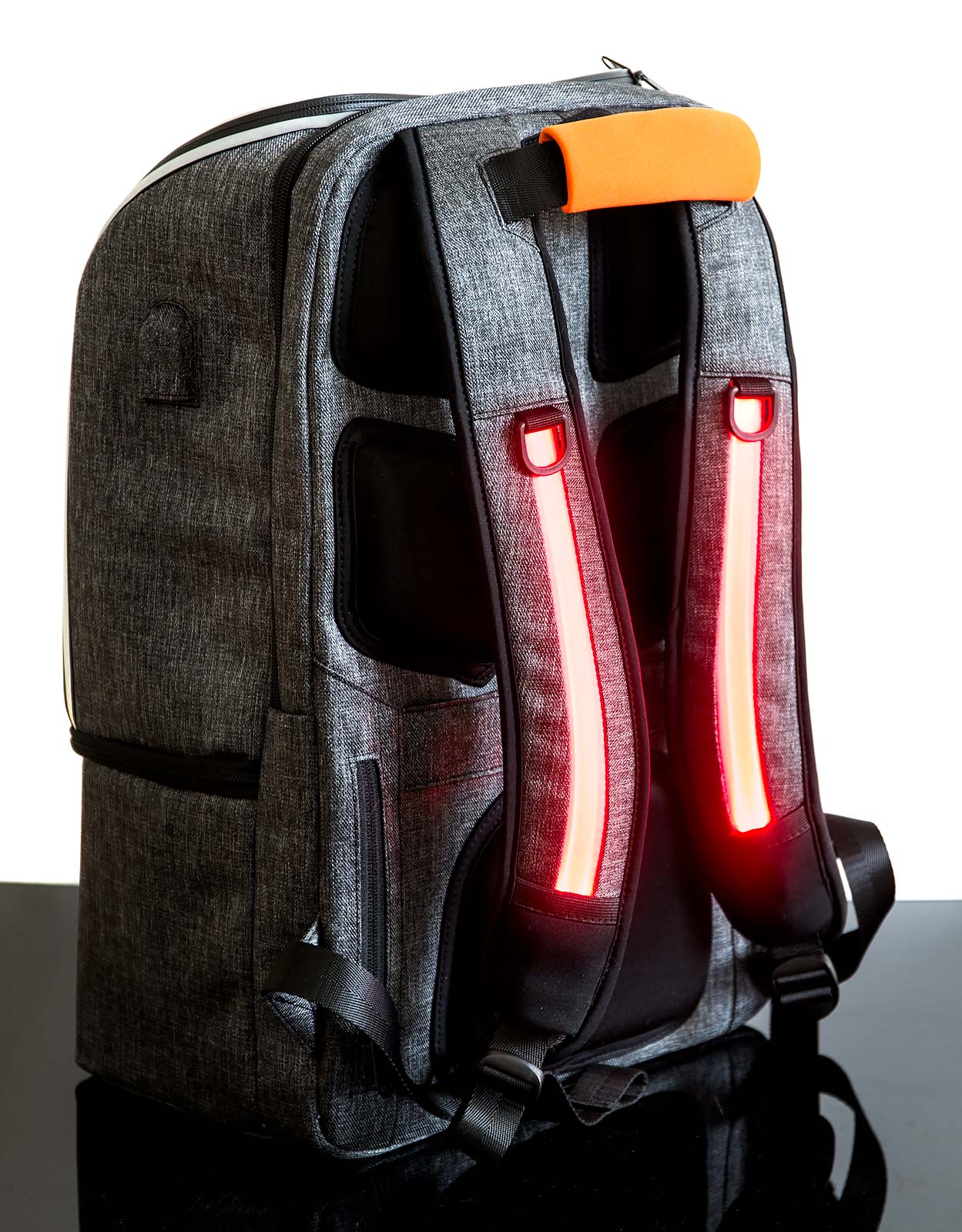 Review: Udee Camera Backpack - Light And Matter