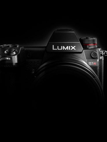 Panasonic Lumix S1R Camera