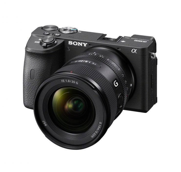 Sony FE 20mm f/1.8 Lens on Sony a6600 camera body