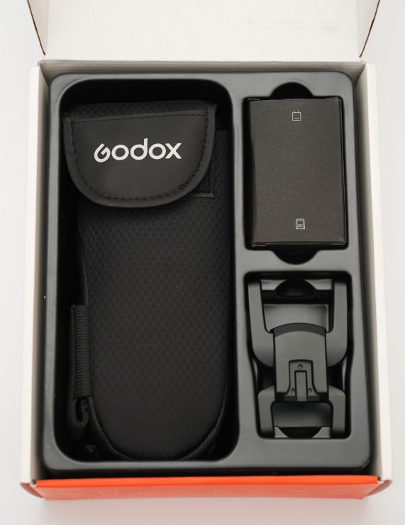 Godox V1 Pro