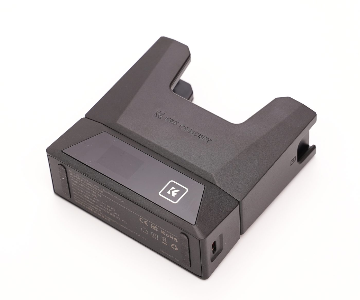K&F CONCEPT’s 18W dual charger and NP-FZ100 batteries